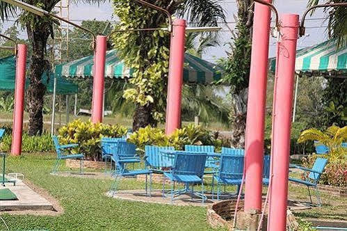 Pattaya Country Club & Resort Ban Pong  Dış mekan fotoğraf